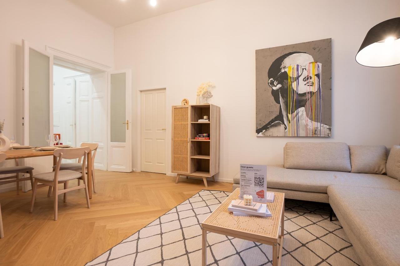 Spacious 110М2 Flat In The City Center Bécs Kültér fotó