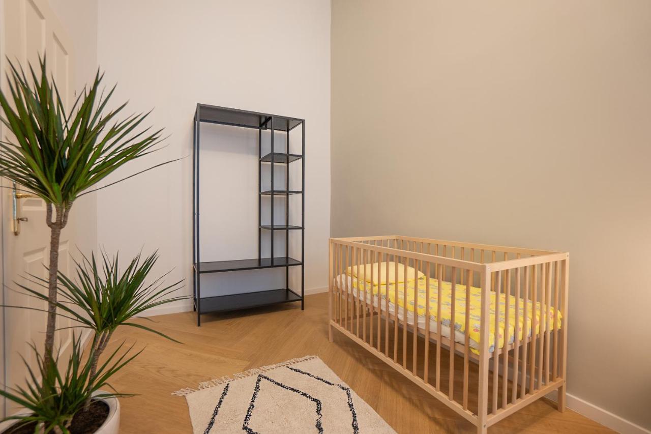 Spacious 110М2 Flat In The City Center Bécs Kültér fotó