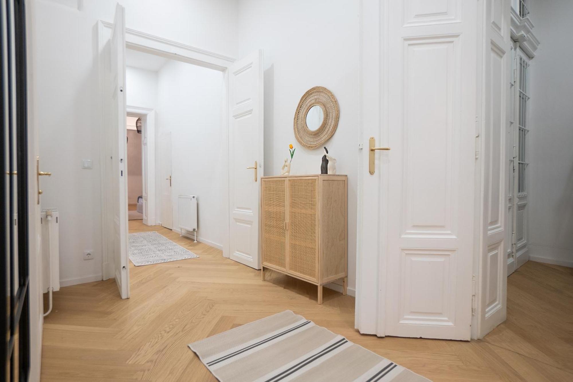 Spacious 110М2 Flat In The City Center Bécs Kültér fotó